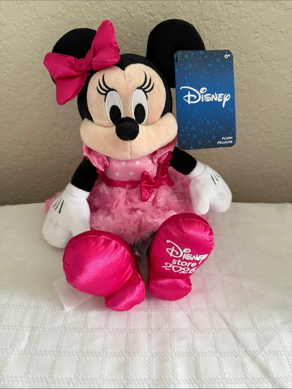 Disney Store 2026 Minnie Mouse Plush Doll Approx 30cm NWT